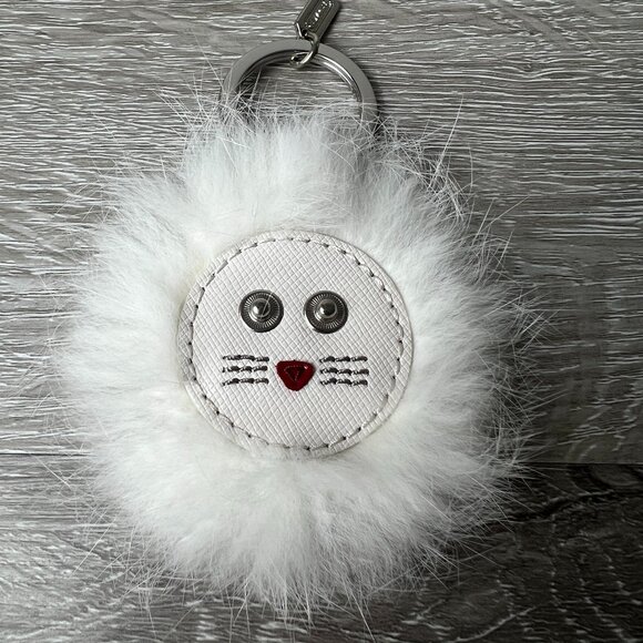Coach White Cat Key Ring Hangtag Key Fob - Picture 1 of 2